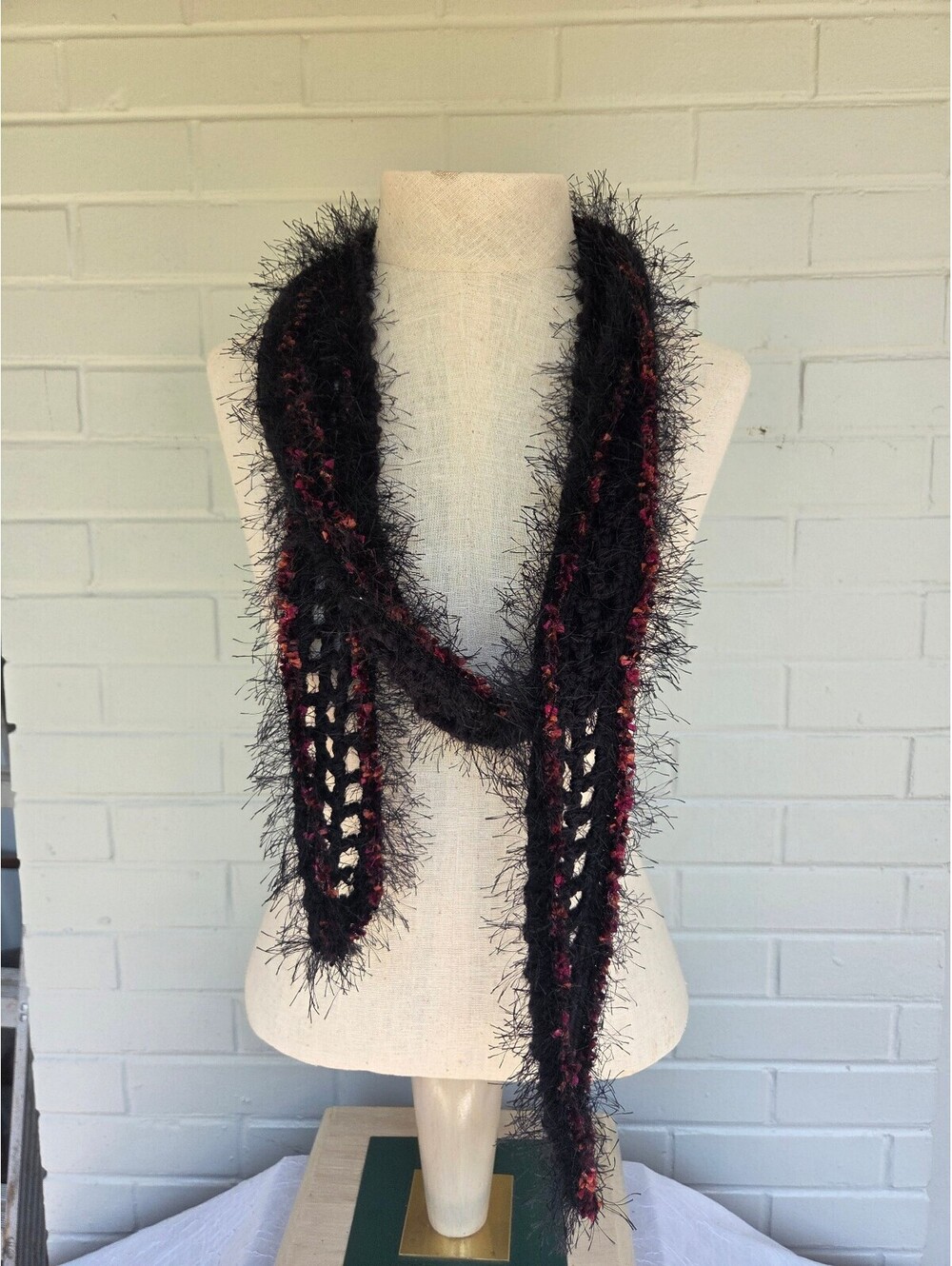 Crochet skinny Scarf Black and Red